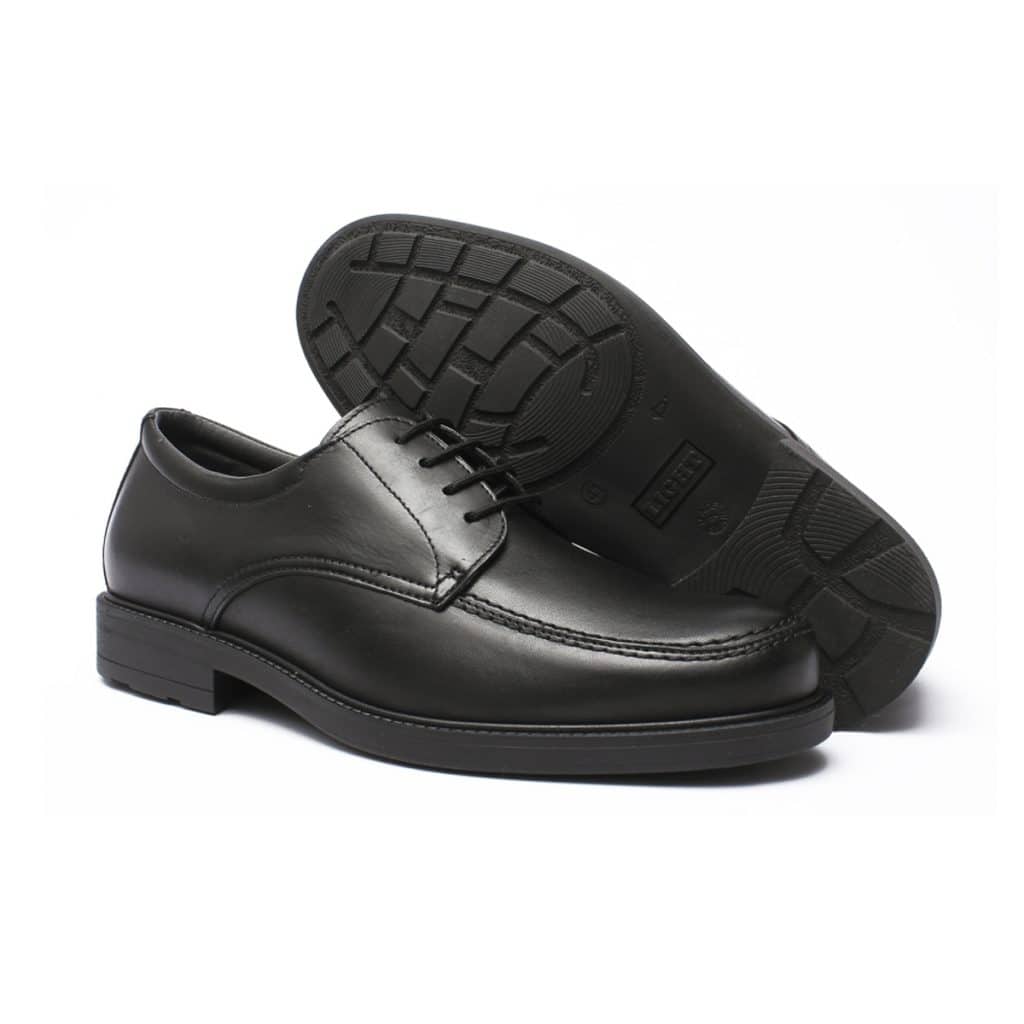 Modelo Baerchi 1802, fabricación española con estilo clásico y funcional