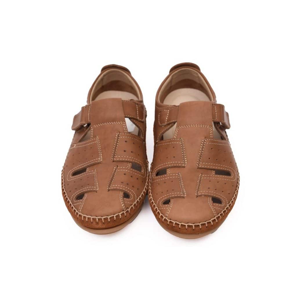 Sandalia Cerrada Hombre Baerchi CREEK1702 en piel de vacuno con suela antideslizante.