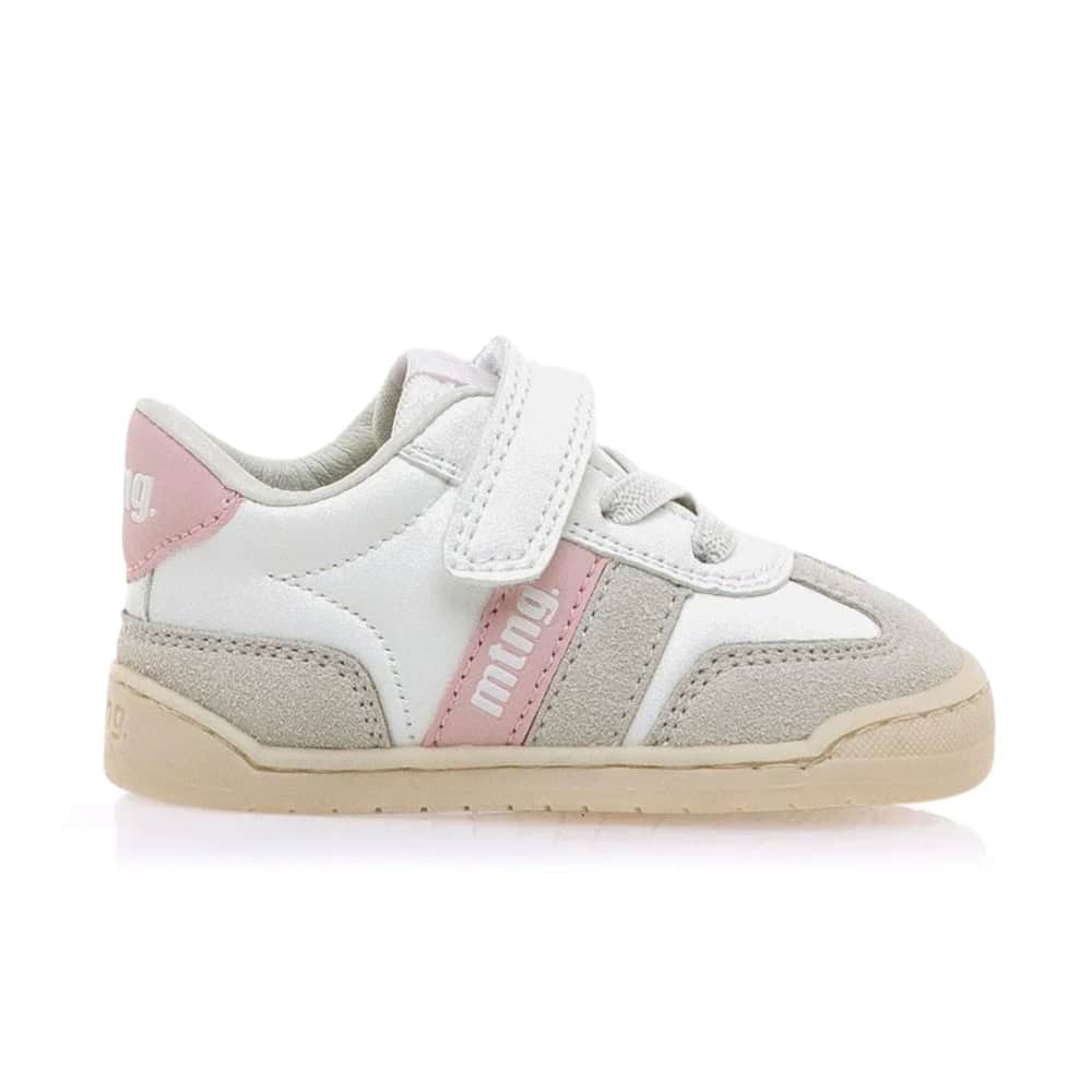 Zapatillas Barefoot Mustang Free 49060 en color blanco con detalles en marino y gris.