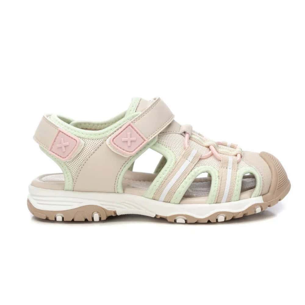 Sandalia Cerrada Niña Xti 151157
