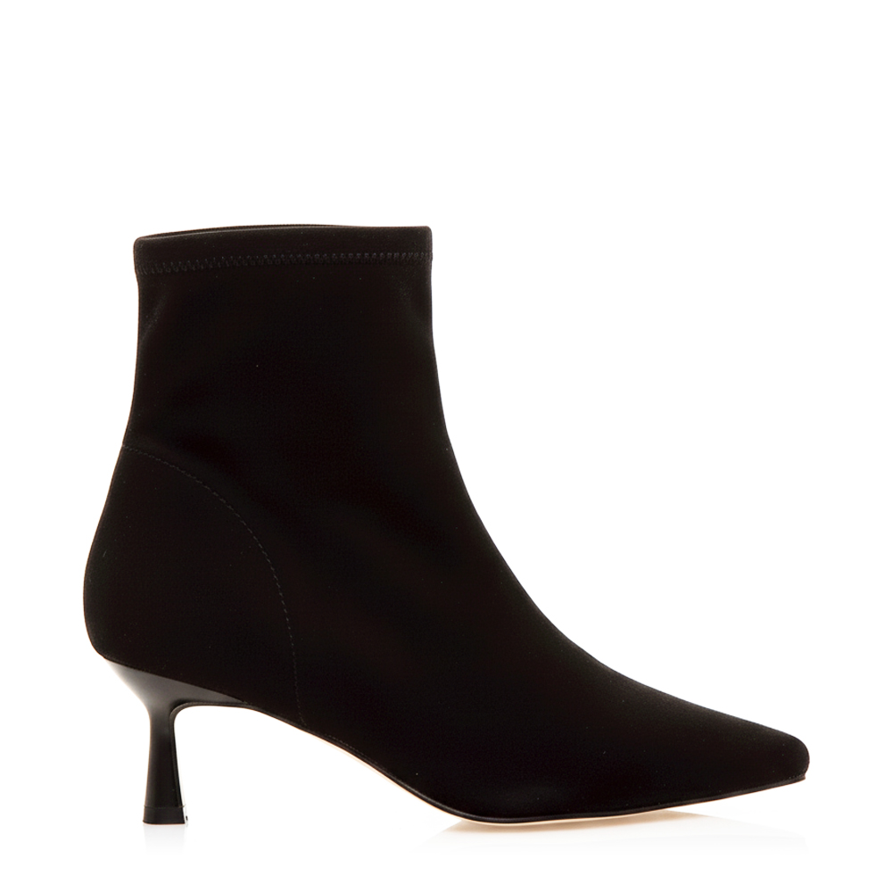 Botines Mujer Mustang NINETTE 59671 negros con tacón fino y puntera afilada